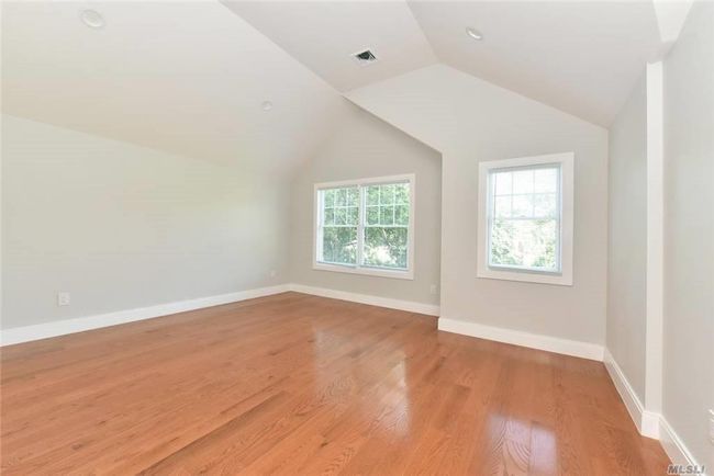 10 Dunes Ln, Home with 4 bedrooms, 4 bathrooms and null parking in Port Washington NY | Image 8