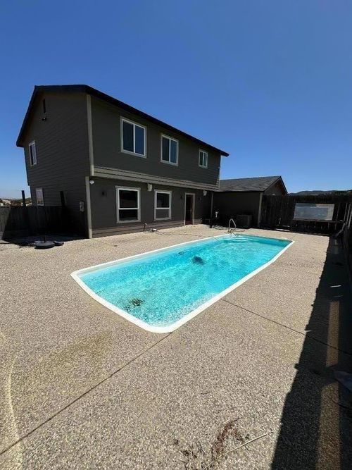 50950 Pine Canyon Rd, King City, CA, 93930-9701 | Card Image