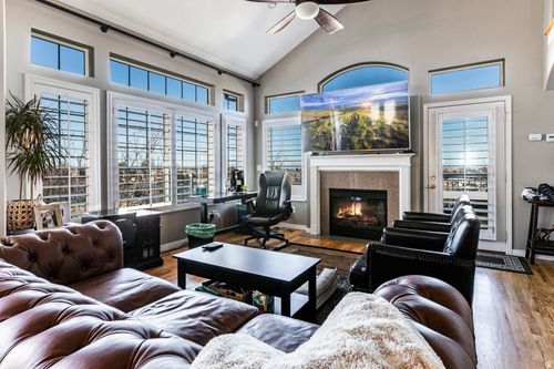 5263 Daybreak Dr, South Ogden, UT, 84403-4594 | Card Image