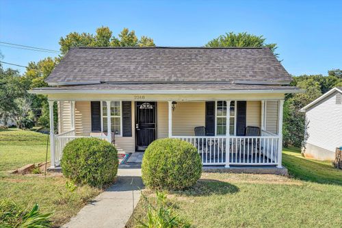 2248 Vale Ave Ne, Roanoke, VA, 24012-8414 | Card Image