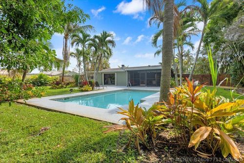 2488 Nw South Manor Ave, Stuart, FL, 34994-9158 | Card Image