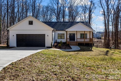 428 Florence Cir, Statesville, NC, 28625-4708 | Card Image
