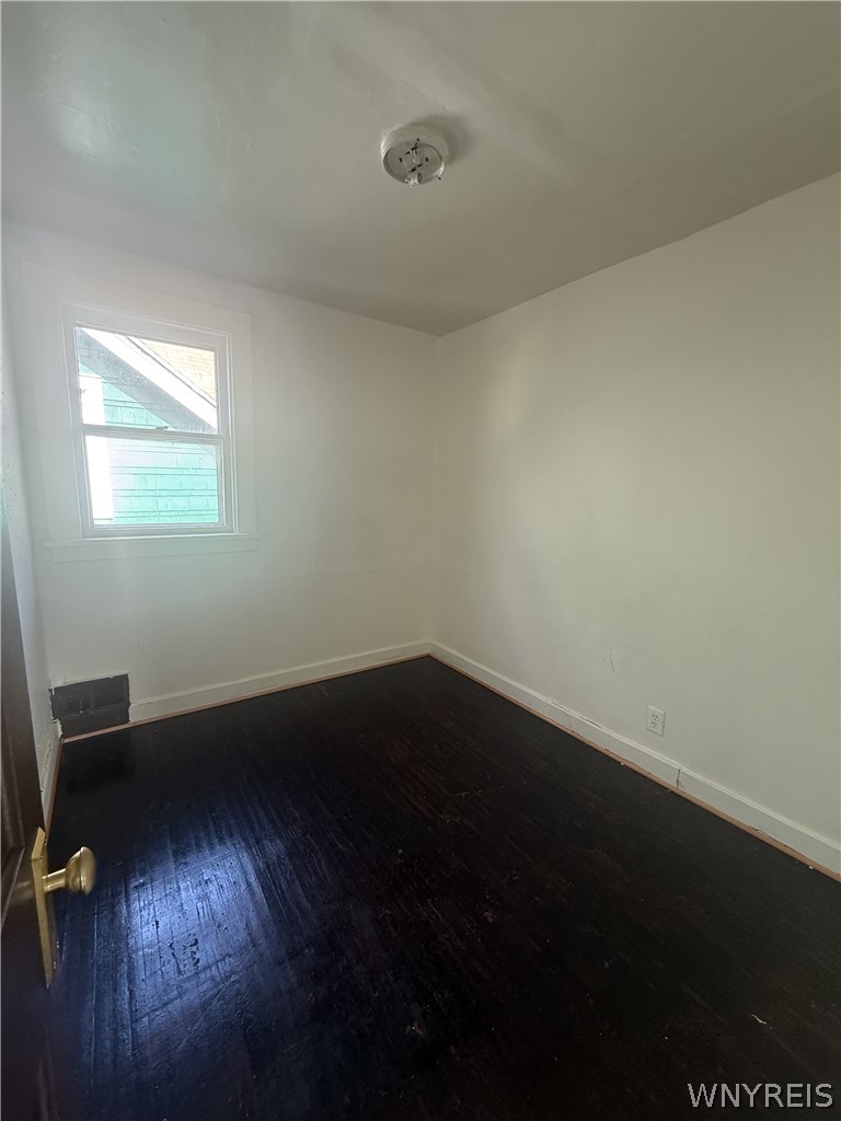 Residential Lease in Buffalo 4