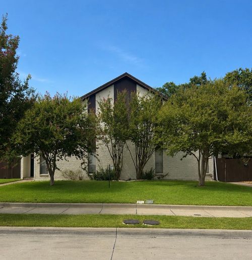13511 Red Fern Ln, Dallas, TX, 75240-5808 | Card Image