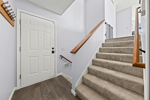 5935 W 136th St, Savage, MN, 55378-2480 | Card Image