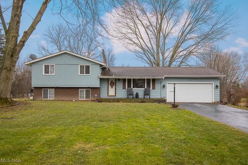 6644 Rosedale Drive, Amherst, OH, 44001 | Card Image