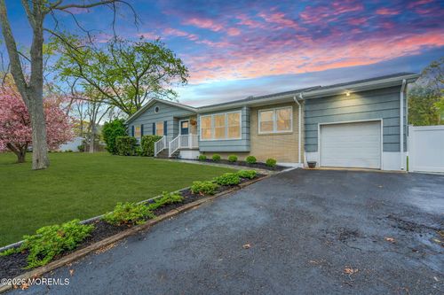 40 River Park Dr, Brick, NJ, 08724-4529 | Card Image
