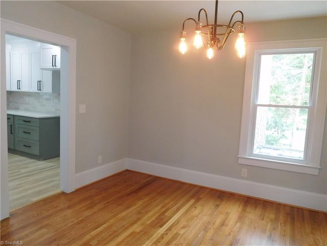 DINING ROOM. | Image 6