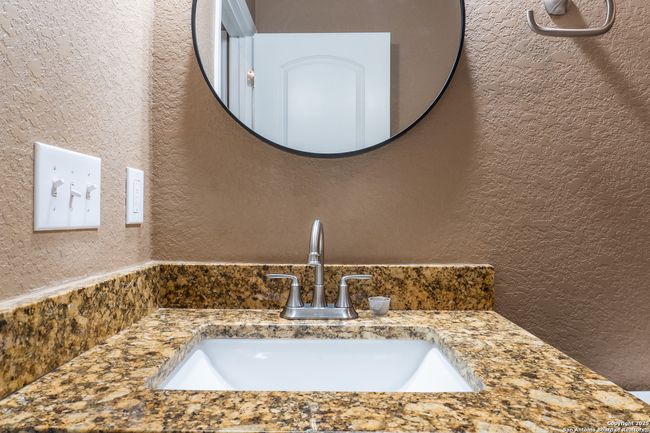 3rd bathroom | Image 26