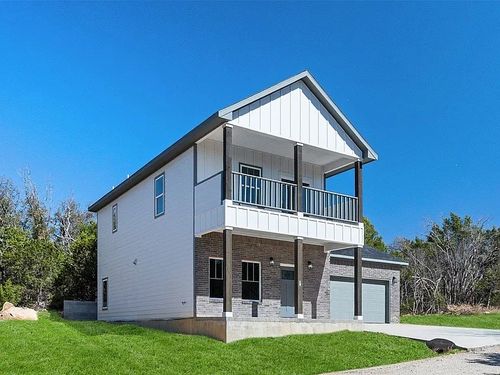 2100 Cactus Aly, Granbury, TX, 76048-6422 | Card Image