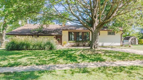 1626 Krylon Dr, Reading, OH, 45215-3710 | Card Image