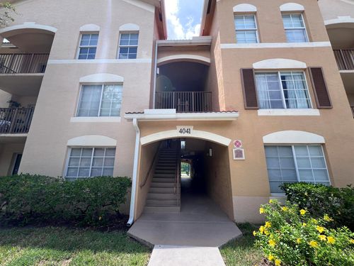 apt-305-4041 San Marino Blvd, West Palm Beach, FL, 33409-8621 | Card Image