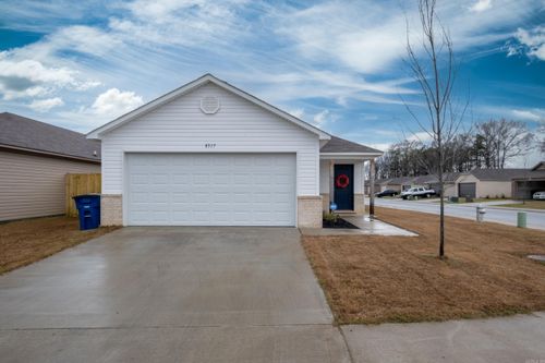 8317 Kennedy Ln, North Little Rock, AR, 72113-7816 | Card Image
