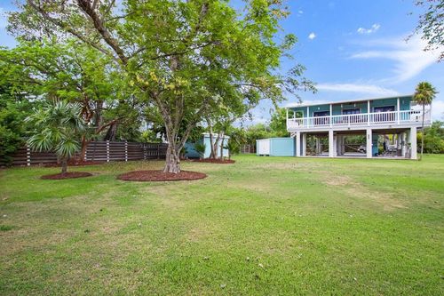 25057 7th St, Summerland Key, FL, 33042-4451 | Card Image