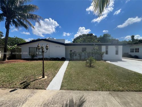1970 Nw 192nd Ter, Miami Gardens, FL, 33056-2852 | Card Image
