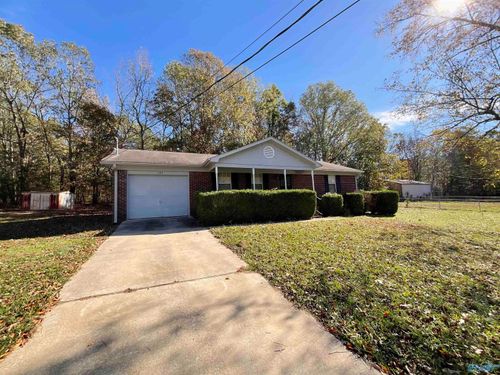 123 Beverly Road, Toney, AL, 35773 | Card Image