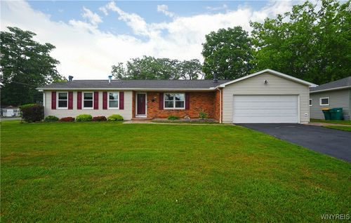 4812 Best Street, Hamburg, NY, 14075 | Card Image