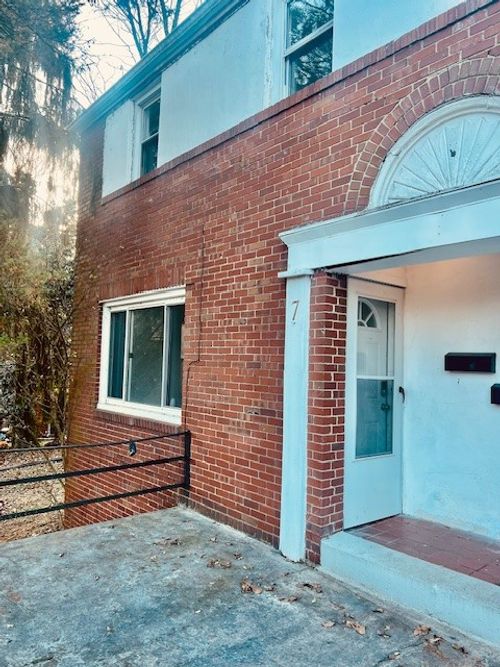 7 Craig Ct, Pittsburgh, PA, 15228-2443 | Card Image