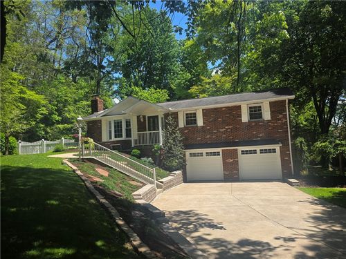 117 Mcginnis Ln, New Stanton, PA, 15672-1181 | Card Image