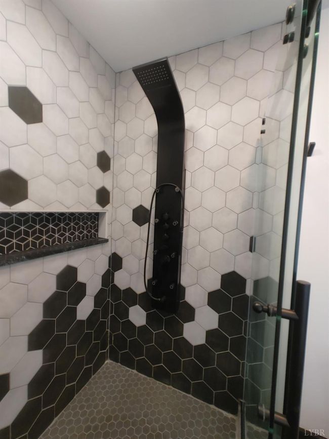 8915 Charlemont Rd, House other with 3 bedrooms, 3 bathrooms and null parking in Goode VA | Image 60