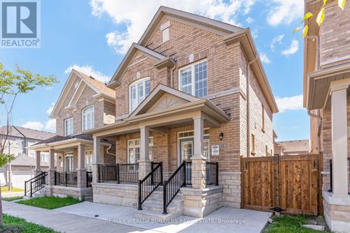 13 Waterleaf Road, Markham (Cornell), ON, L6B0Z3 | Card Image