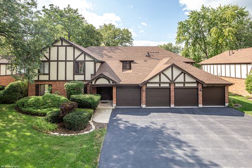 24c-8239 Holly Court, Palos Hills, IL, 60465 | Card Image