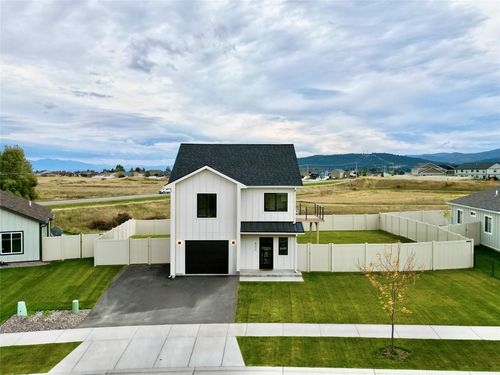832 Bearhat Mountain Road, Kalispell, MT, 59901 | Card Image