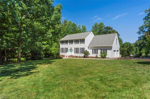 3350 Pointe Dr, Quinton, VA, 23141-1500 | Card Image