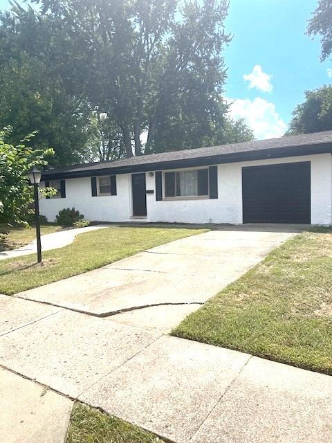 Crestview Dr, Lebanon, OH 45036