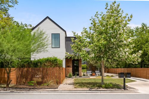 a-608 Brentwood St, Austin, TX, 78752-4106 | Card Image