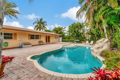 11 Forest Hills Ln, Boca Raton, FL, 33431-3902 | Card Image