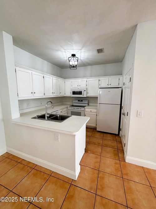 1211-201 Colima Ct, PONTE VEDRA BEACH, FL, 32082-3285 | Card Image