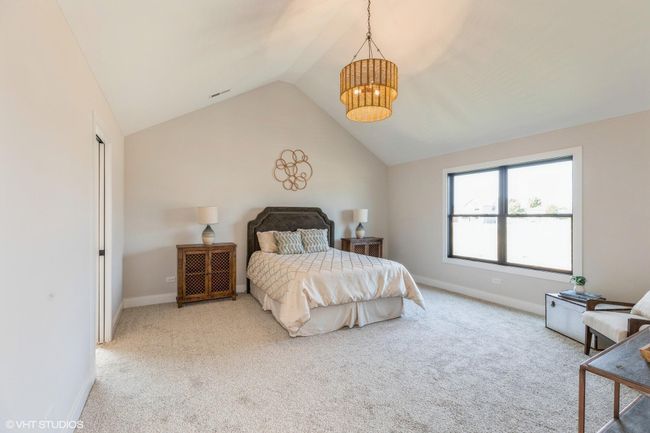 15_13452LakesideAve_14_PrimaryBedroom_MR | Image 15