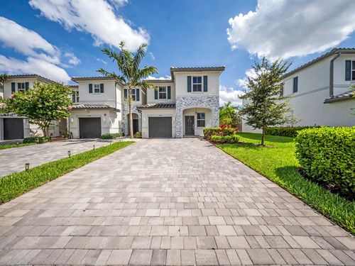 11968 Nw 47th Mnr, Coral Springs, FL, 33076-2206 | Card Image