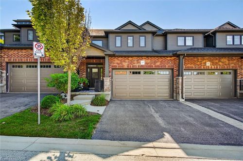 17-254 Gosling Gdns, Guelph, ON, N1L0M4 | Card Image