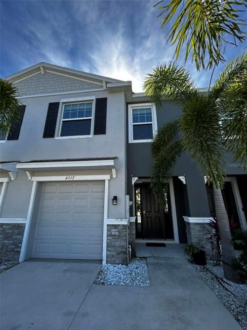 6517 Serenity Fall Ln, SARASOTA, FL, 34240-2429 | Card Image