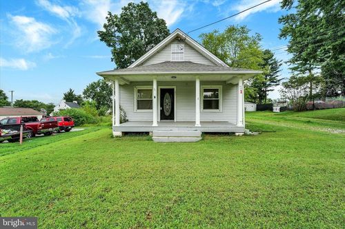 21 Elk Mills Rd, ELKTON, MD, 21921-2701 | Card Image