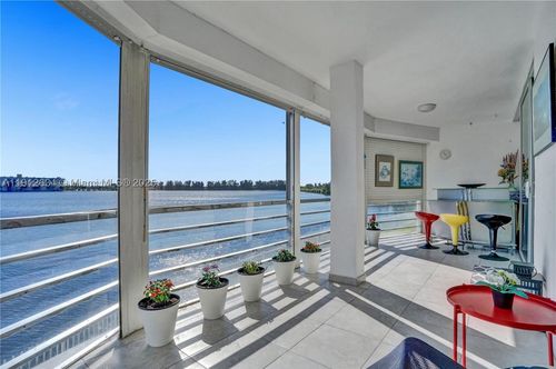 21-1000 Ne 191st St, Miami, FL, 33179-4087 | Card Image