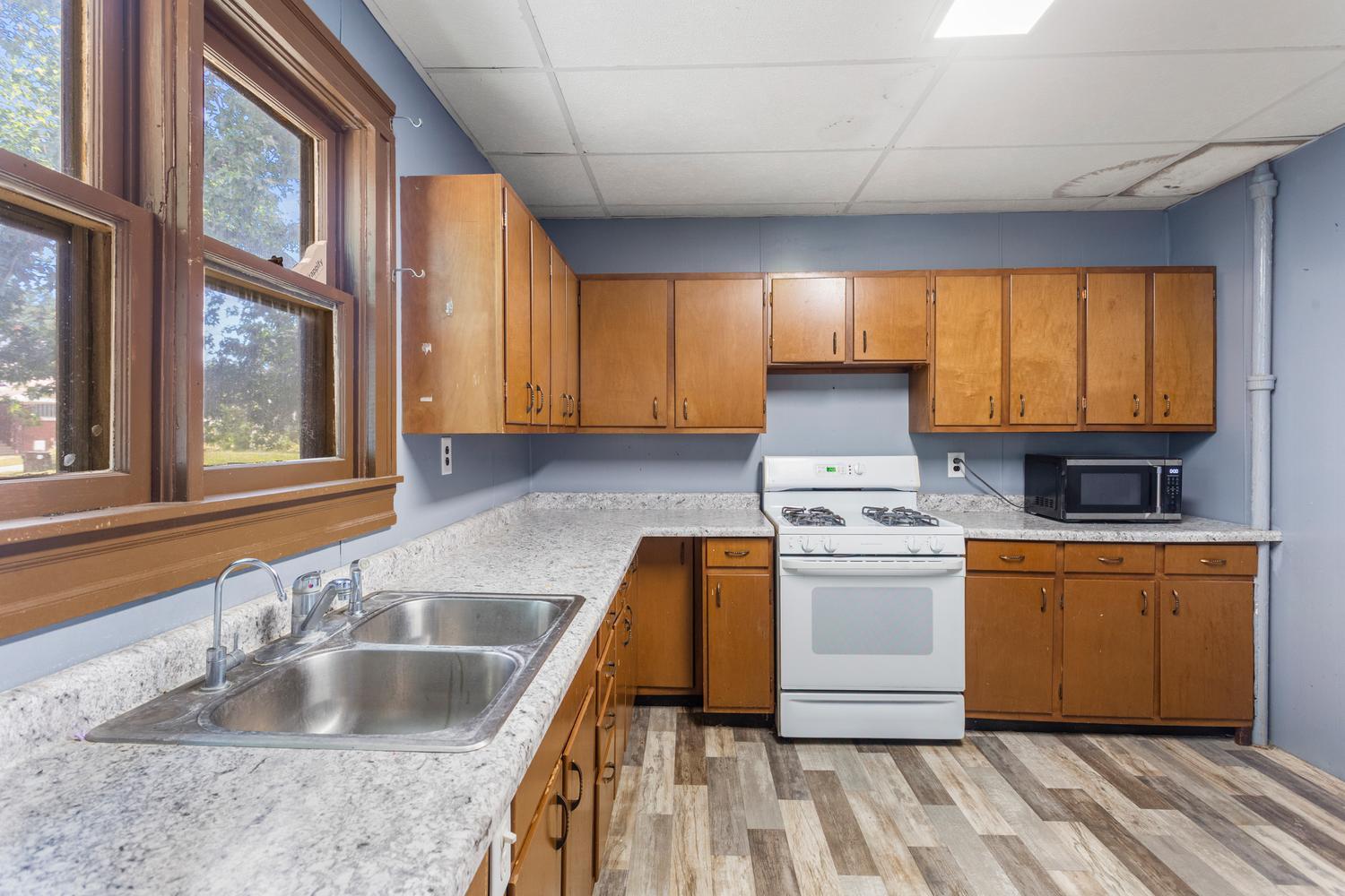 Residential in Farmer City 5