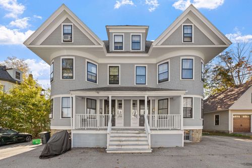 36-34-36 Highland St, Portsmouth, NH, 03801-5114 | Card Image