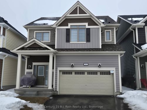 305 Mceachern Lane, Gravenhurst, ON, P1P0H8 | Card Image