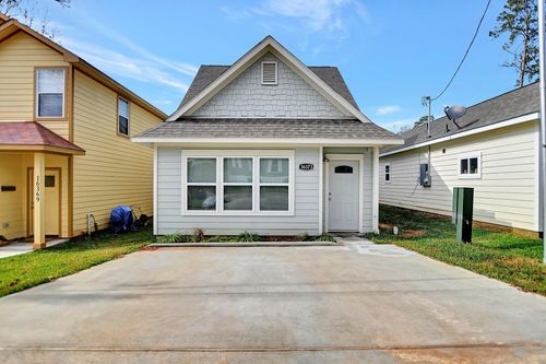 16373 Eastchase, Montgomery, TX, 77316-6701 | Card Image