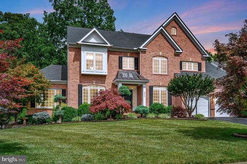 3379 Dondis Creek Dr, Triangle, VA, 22172-2085 | Card Image