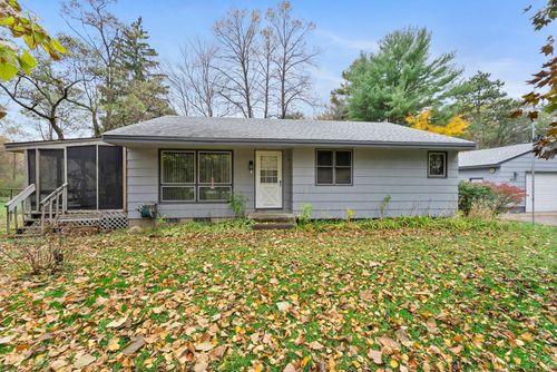 8251 Lake Dr, Circle Pines, MN, 55014-2106 | Card Image