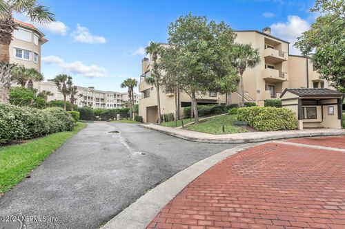 823 Spinnakers Reach Dr, PONTE VEDRA BEACH, FL, 32082-3407 | Card Image