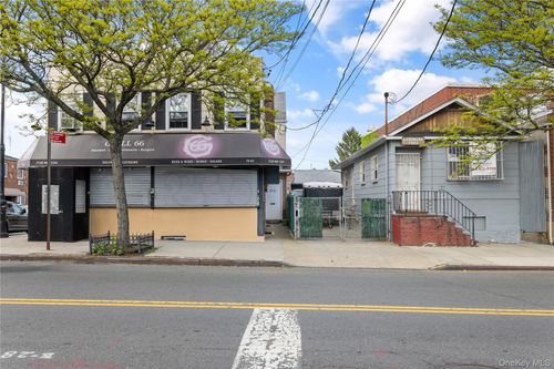 75-01 88th St, Glendale, NY, 11385 | Card Image