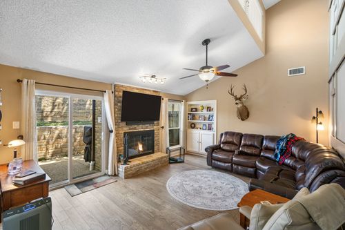 2781 Fairway Park Street, Grand Prairie, TX, 75050 | Card Image