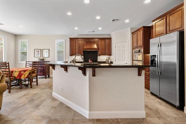 2476 Chimney Point Ln, House other with 2 bedrooms, 2 bathrooms and null parking in Manteca CA | Image 12