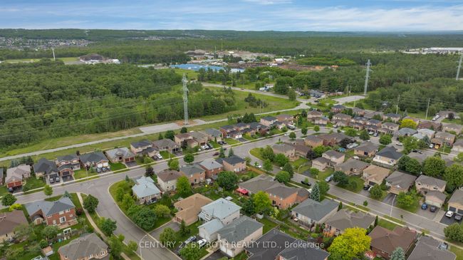 217 Pringle Dr, House other with 4 bedrooms, 4 bathrooms and 2 parking in Barrie ON | Image 34