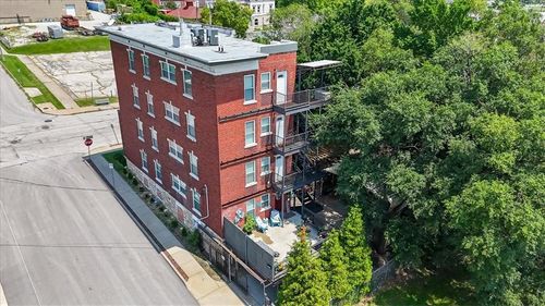 1401 E 11th St, Kansas City, MO, 64106-3249 | Card Image